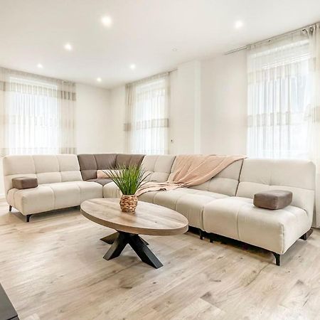 Homey Sakine- Proche Centre- Netflix- Wifi Cluses Dış mekan fotoğraf