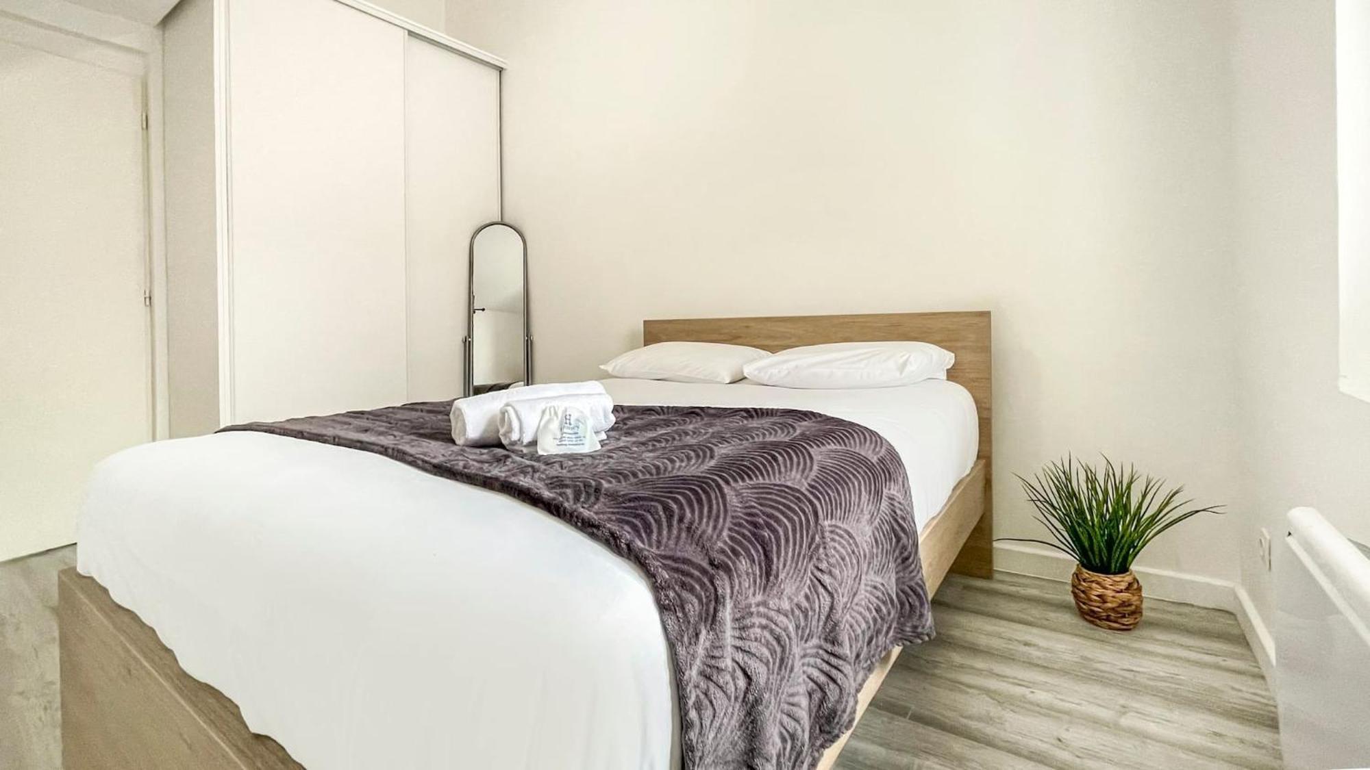 Homey Sakine- Proche Centre- Netflix- Wifi Cluses Dış mekan fotoğraf