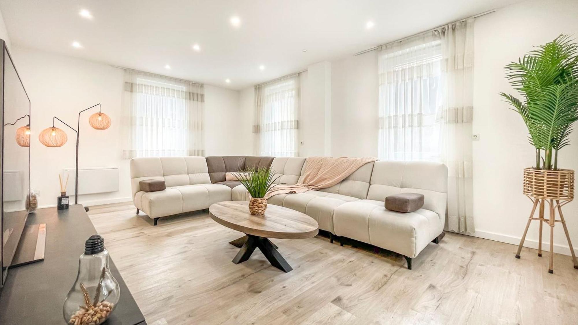 Homey Sakine- Proche Centre- Netflix- Wifi Cluses Dış mekan fotoğraf